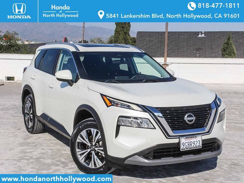 Used 2023 Nissan Rogue SV w/ SV Premium B Package FWD image 1
