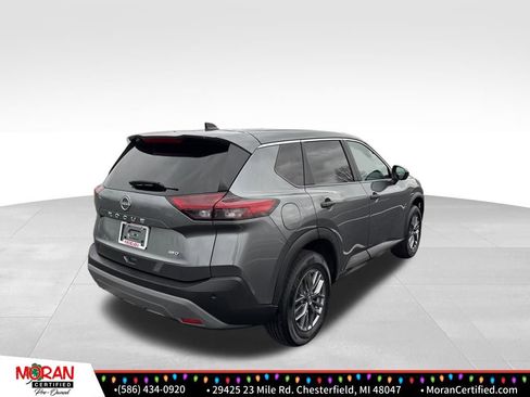 Used 2023 Nissan Rogue S image 5