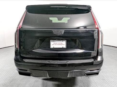 Used 2021 Cadillac Escalade Premium Luxury Platinum AWD/4WD image 7