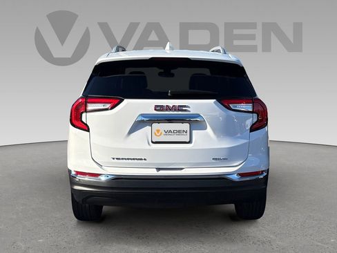 Used 2023 GMC Terrain SLT image 23