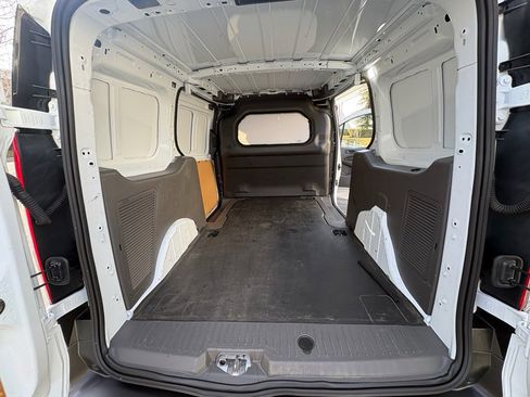 Used 2022 Ford Transit Connect XL FWD image 25