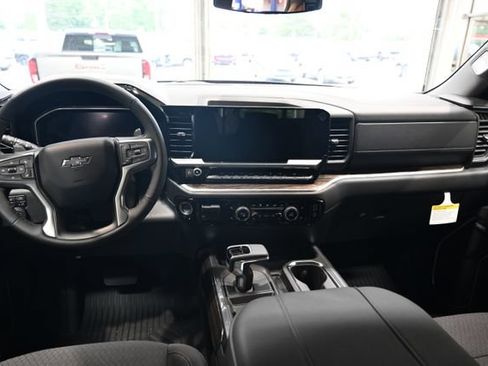 New 2026 Chevrolet Silverado 1500 RST AWD/4WD image 15