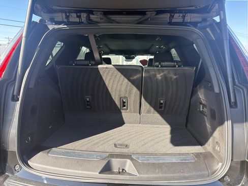 Certified 2024 Cadillac Escalade Premium Luxury w/ Performance Package image 29