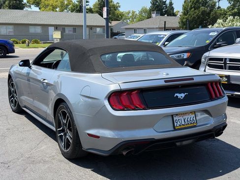 Used 2022 Ford Mustang Premium RWD image 8