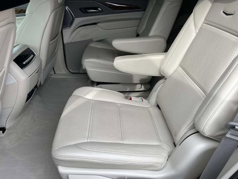 Used 2024 Cadillac Escalade Sport Platinum w/ LPO, ONYX Package image 20