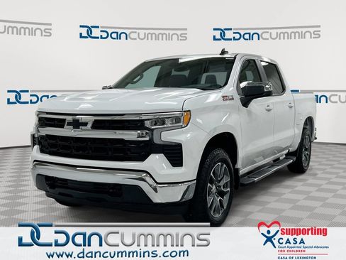New 2026 Chevrolet Silverado 1500 LT w/ Z71 Off-Road Package AWD/4WD image 1