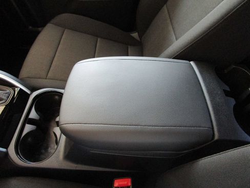 New 2026 Chevrolet Colorado W/T w/ WT Custom Package RWD image 33