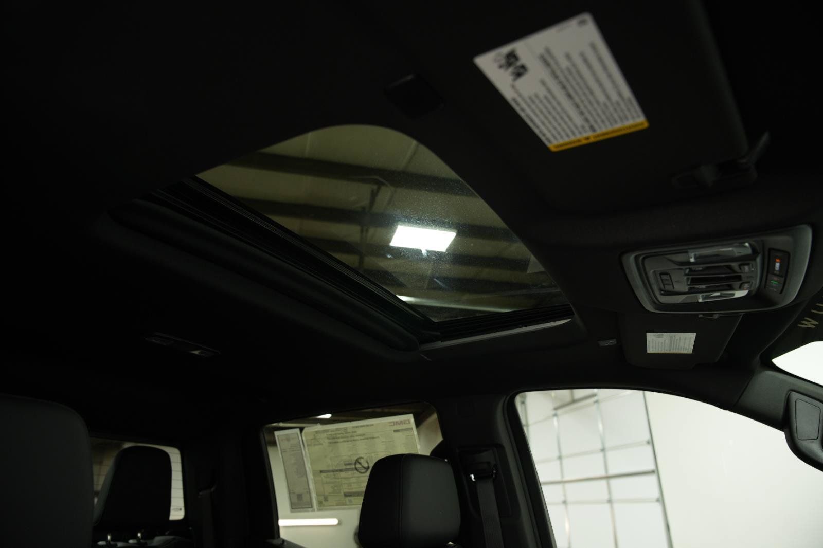 New 2026 GMC Sierra 1500 AT4 w/ AT4 Premium Package AWD/4WD image 19