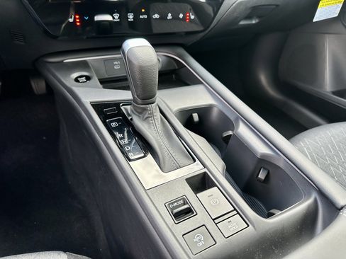 New 2026 Nissan Sentra SV FWD image 20