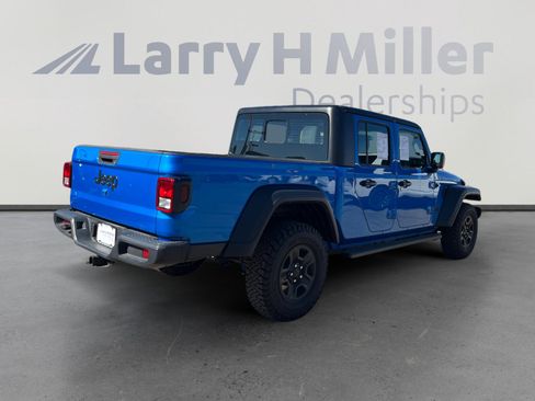 Certified 2023 Jeep Gladiator Sport w/ Trailer Tow Package image 5