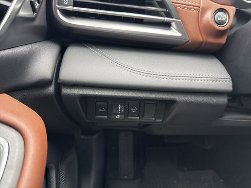 Used 2022 Subaru Outback Touring XT image 25