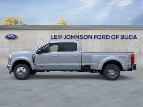 New 2026 Ford F450 King Ranch w/ Chrome Package image 3