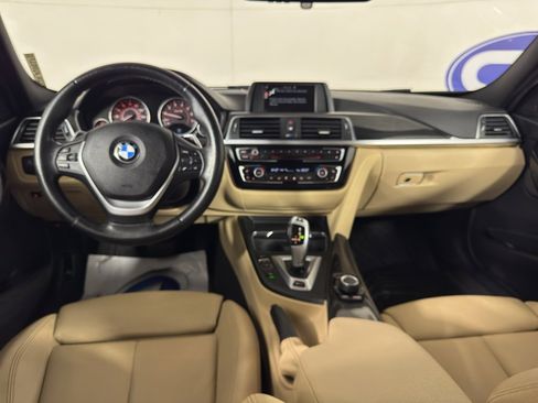 Used 2017 BMW 330e image 34