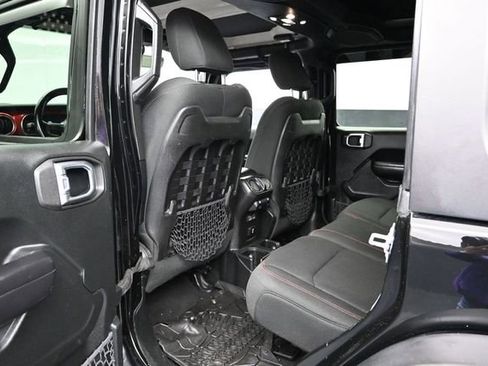 Used 2019 Jeep Wrangler Unlimited Rubicon AWD/4WD image 20