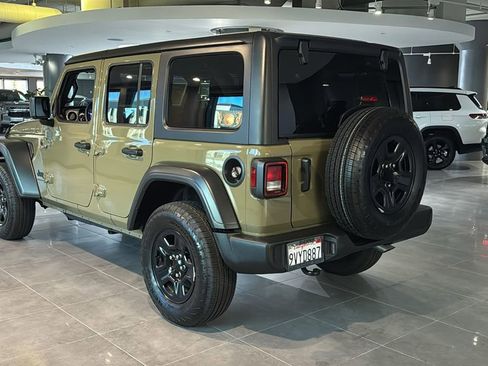 Used 2025 Jeep Wrangler Sport image 3