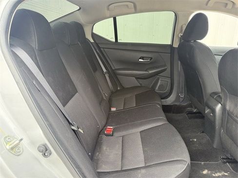 Used 2022 Nissan Sentra SV image 30