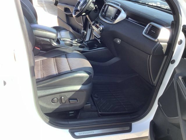 Used 2019 Kia Sorento SX FWD image 18