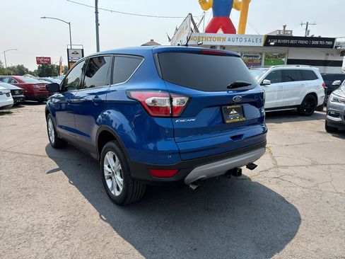 Used 2017 Ford Escape SE AWD/4WD image 5
