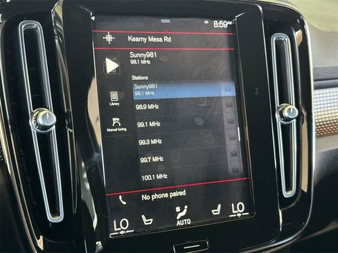 Certified 2021 Volvo XC40 T5 R-Design image 17