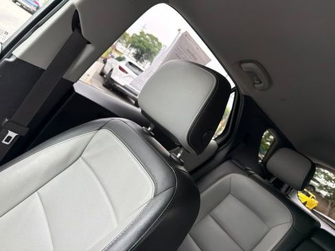 Used 2019 Chevrolet Equinox Premier FWD image 14