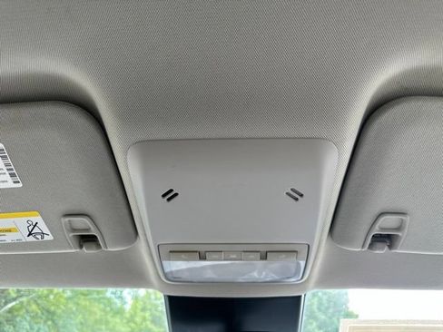 Used 2019 Buick Encore Preferred FWD image 27