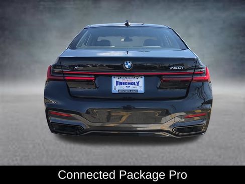 Used 2022 BMW 750i xDrive w/ Executive Package AWD/4WD image 7