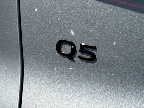 Used 2025 Audi Q5 Premium w/ Convenience Package AWD/4WD image 29