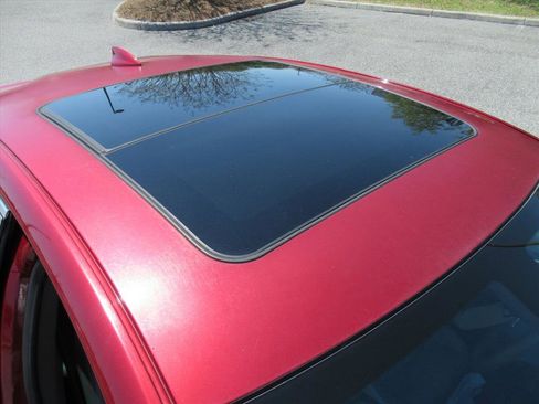 Used 2017 Chevrolet Malibu Premier w/ Premier Sun and Wheel Package image 9