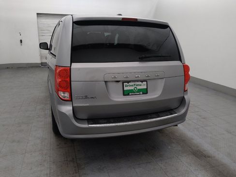 Used 2018 Dodge Grand Caravan SE w/ UConnect Hands-Free Group FWD image 6