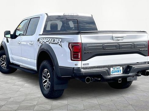 Used 2018 Ford F150 Raptor w/ Equipment Group 802A Luxury image 4