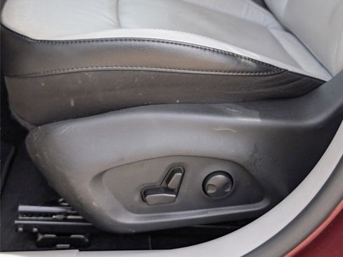 Used 2022 Jeep Compass Limited image 12