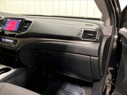 Used 2023 Honda Ridgeline Sport image 16