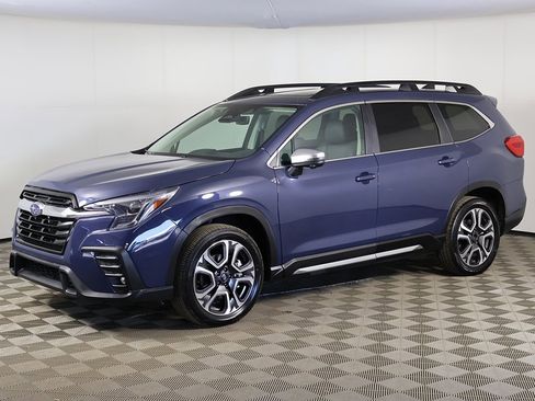 Used 2023 Subaru Ascent Limited w/ Technology Package image 13