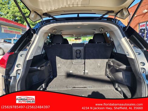 Used 2017 Nissan Rogue S AWD/4WD image 11