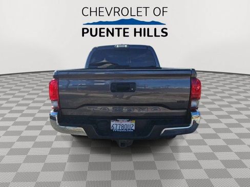 Used 2019 Toyota Tacoma SR5 RWD image 7
