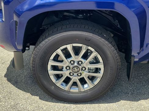 New 2025 Toyota Tacoma Limited image 17