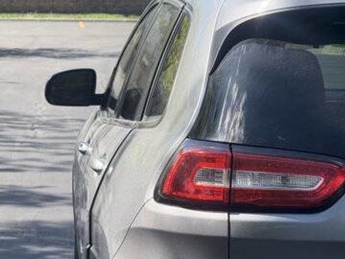 Used 2015 Jeep Cherokee Latitude AWD/4WD image 20