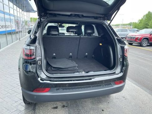 Used 2024 Jeep Compass Limited w/ Sun and Sound Group AWD/4WD image 26