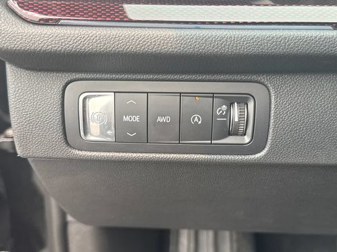 Certified 2024 Chevrolet Traverse RS AWD/4WD image 19