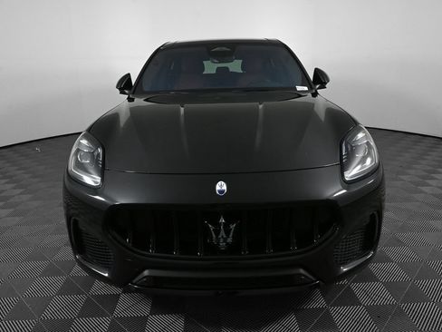 Used 2023 Maserati Grecale Modena AWD/4WD image 33