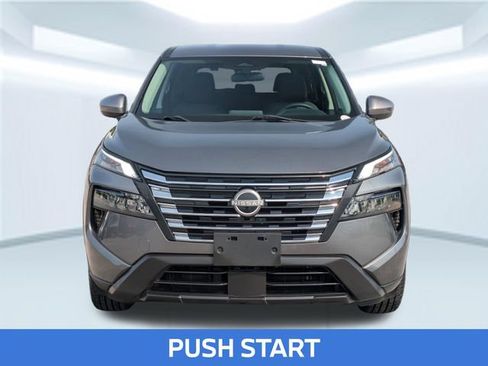 Used 2024 Nissan Rogue SV FWD image 11