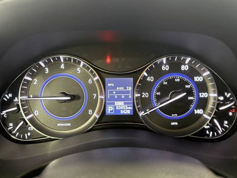 Used 2016 INFINITI QX80 Sport Utility 4D w/ Driver's Assistance Package image 18