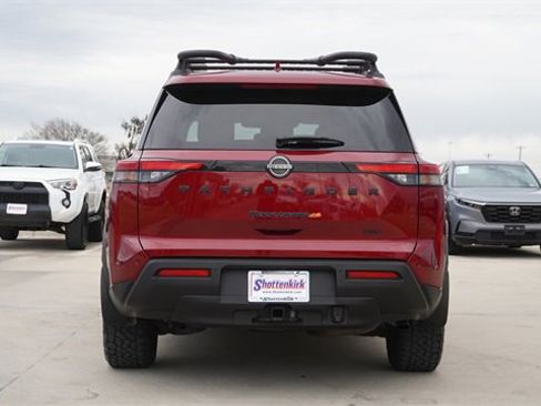 Used 2024 Nissan Pathfinder Rock Creek image 8