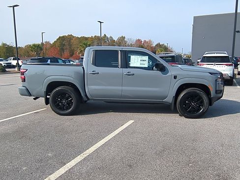 New 2026 Nissan Frontier SV w/ SV Convenience Package image 2