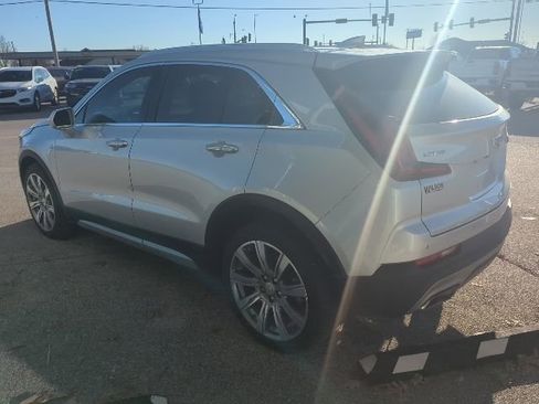 Used 2020 Cadillac XT4 Premium Luxury image 5