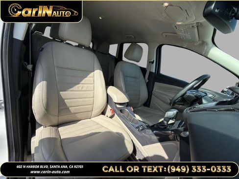 Used 2015 Ford Escape Titanium FWD image 13