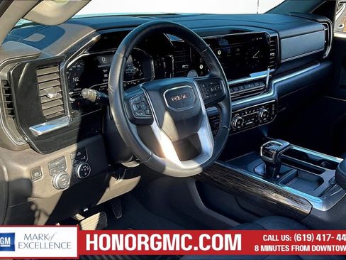 Used 2022 GMC Sierra 1500 Elevation image 17