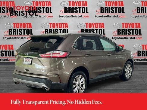Used 2019 Ford Edge Titanium AWD/4WD image 3