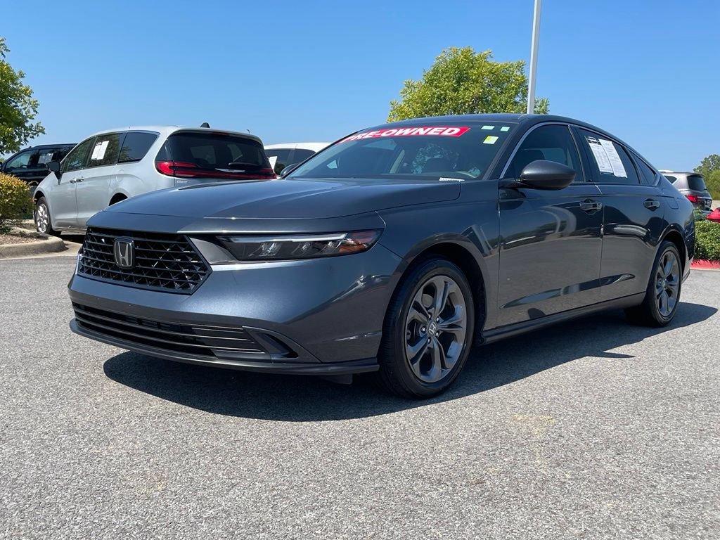 Used 2023 Honda Accord EX image 3