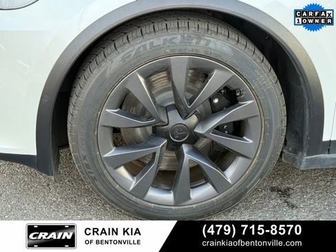 Used 2022 Tesla Model X image 33